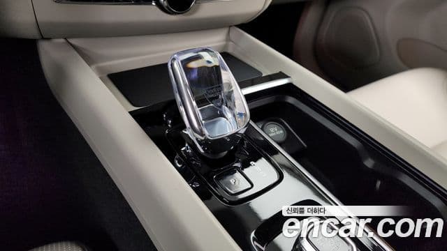 Volvo XC60 2세대 B5 Ultra Dark Air подвеска, 2026 9