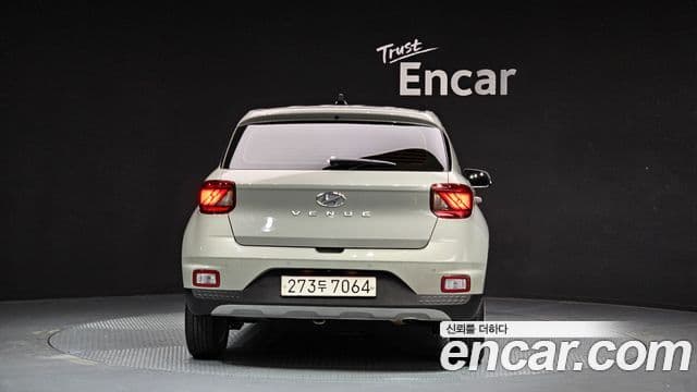 Hyundai Venue Modern, 2020 4