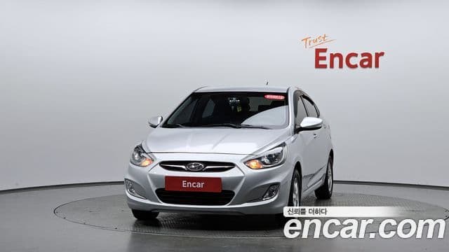 Hyundai Accent(новый кузов / новое поколение) Premier, 2011 3