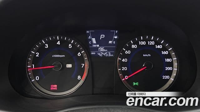 Hyundai Accent(новый кузов / новое поколение) Premier, 2011 8