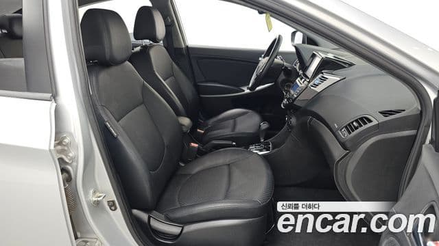 Hyundai Accent(новый кузов / новое поколение) Premier, 2011 11