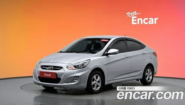 Hyundai Accent(новый кузов / новое поколение) Premier, 2011 1