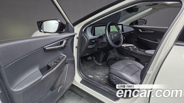 Kia EV6 Air, 2022 10