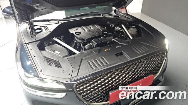 Genesis GV70, 2022 6