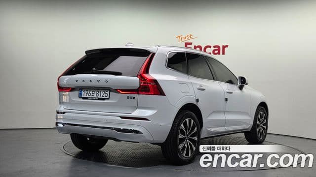 Volvo XC60 2세대 B5 Ultimate Bright, 2024 2
