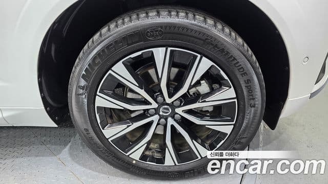Volvo XC60 2세대 B5 Ultimate Bright, 2024 все фото