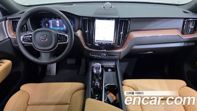 Volvo XC60 2세대 B5 Ultimate Bright, 2024 7