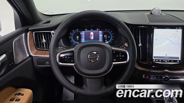 Volvo XC60 2세대 B5 Ultimate Bright, 2024 14