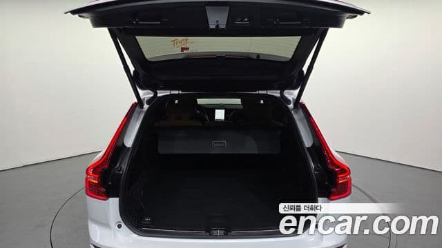 Volvo XC60 2세대 B5 Ultimate Bright, 2024 20