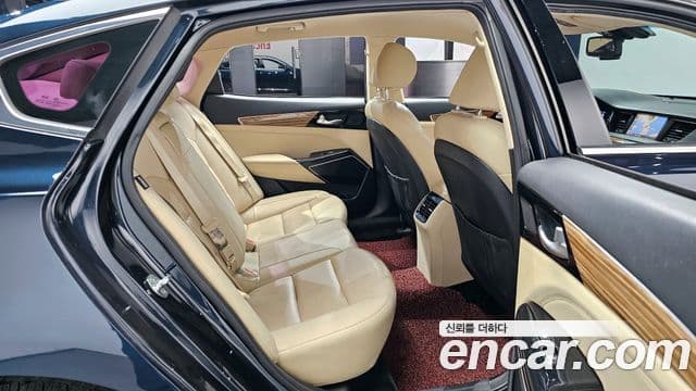 Kia All New K7 Prestige, 2016 12