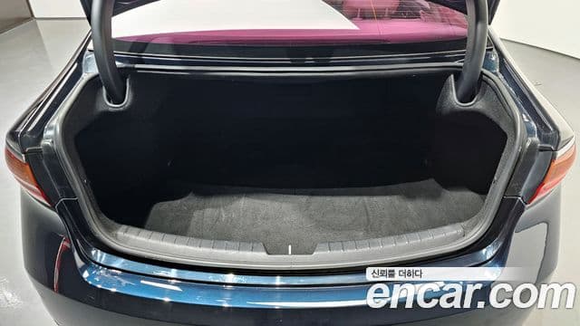 Kia All New K7 Prestige, 2016 20