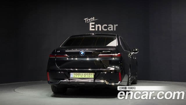 BMW i7 (G70) eDrive 50 M Sport, 2025 4