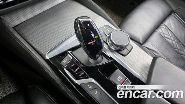 BMW 5시리즈 (G30) 520d xDrive M Sport Plus, 2018 9
