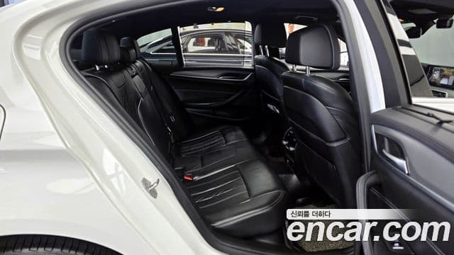 BMW 5시리즈 (G30) 520d xDrive M Sport Plus, 2018 12