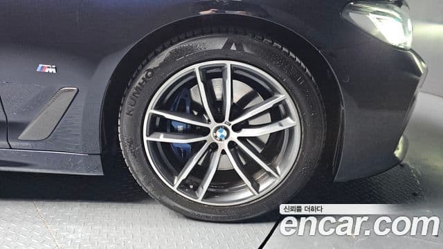 BMW 5시리즈 (G30) 520i M Sport, 2023 все фото