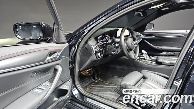 BMW 5시리즈 (G30) 520i M Sport, 2023 11
