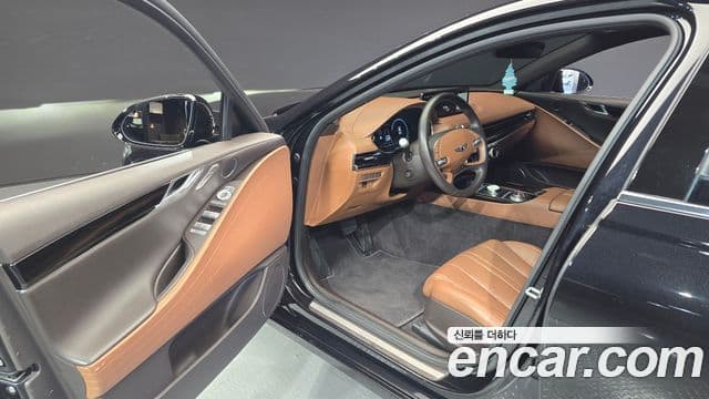 Genesis G80 (RG3) бензин 2.5 турбо 2WD, 2024 10