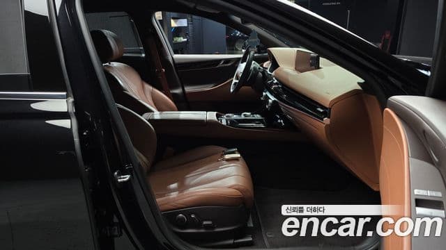 Genesis G80 (RG3) бензин 2.5 турбо 2WD, 2024 11
