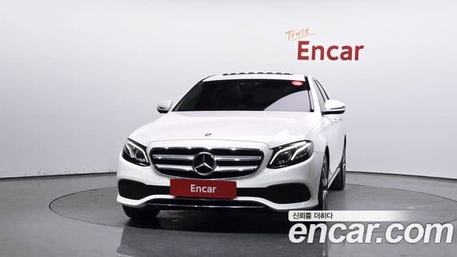 Mercedes-Benz E-класс W213 Avantgarde, 2019 3