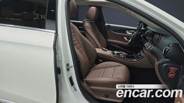 Mercedes-Benz E-класс W213 Avantgarde, 2019 10