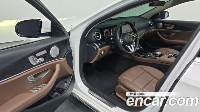 Mercedes-Benz E-класс W213 Avantgarde, 2019 11