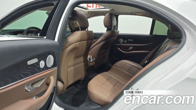 Mercedes-Benz E-класс W213 Avantgarde, 2019 12