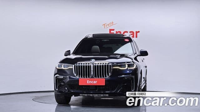 BMW X7 (G07) xDrive 40i M Sport 6인승, 2021 3