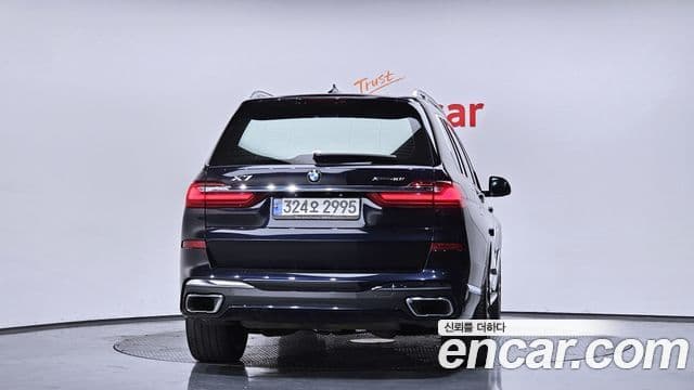 BMW X7 (G07) xDrive 40i M Sport 6인승, 2021 4