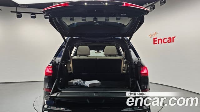 BMW X7 (G07) xDrive 40i M Sport 6인승, 2021 20