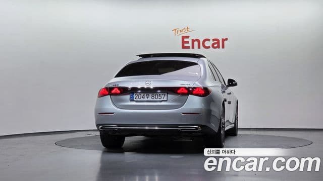 Mercedes-Benz E-класс W214 Exclusive, 2024 4