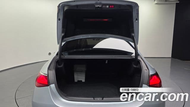 Mercedes-Benz E-класс W214 Exclusive, 2024 20