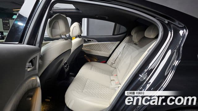 Genesis The / новый New G70, 2021 13