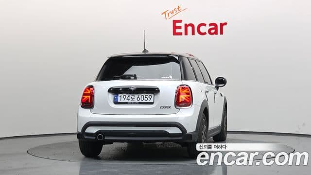 Mini Cooper 3세대, 2024 4