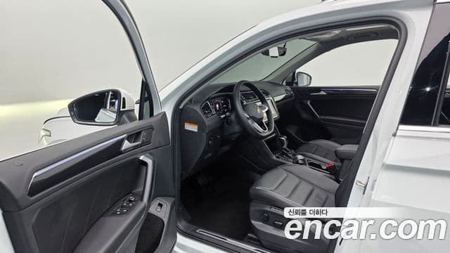 Volkswagen Tiguan 2세대 Prestige, 2022 11