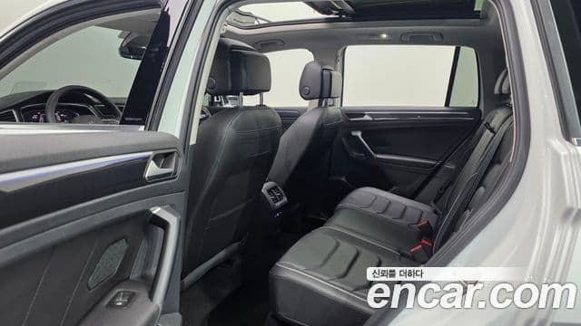 Volkswagen Tiguan 2세대 Prestige, 2022 12