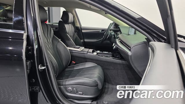 Genesis G80 (RG3) бензин 2.5 турбо 2WD, 2022 11