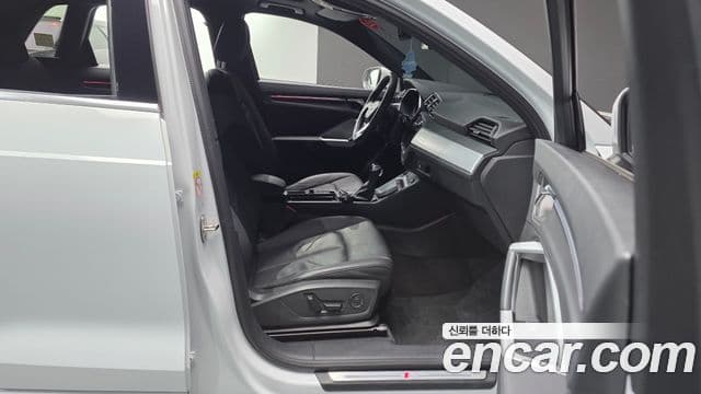 Audi Q3 (F3) Premium, 2023 11