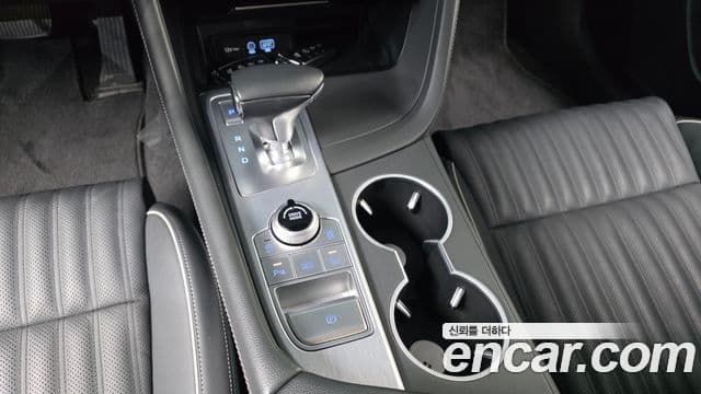 Genesis G70 Elite, 2020 9