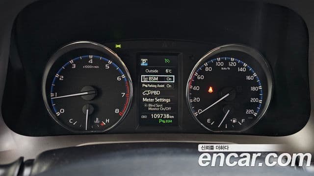 Toyota RAV4 4세대, 2016 8