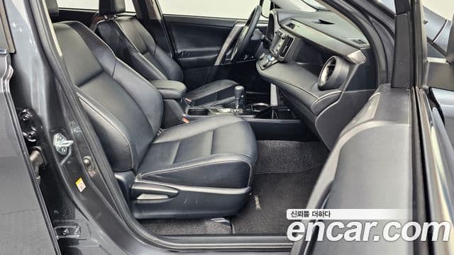 Toyota RAV4 4세대, 2016 10