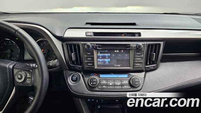 Toyota RAV4 4세대, 2016 16
