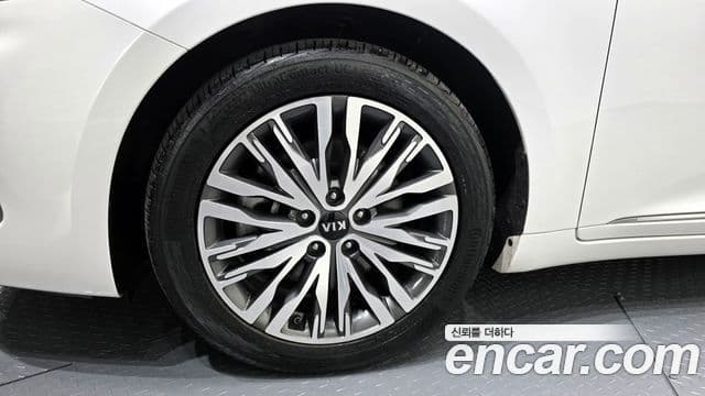 Kia K7 Premier Noblesse, 2020 все фото