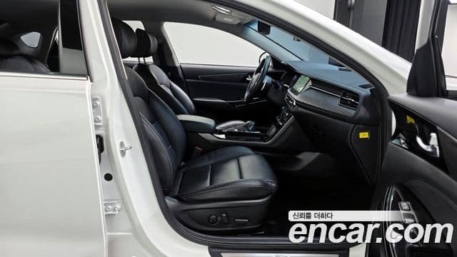 Kia K7 Premier Noblesse, 2020 10