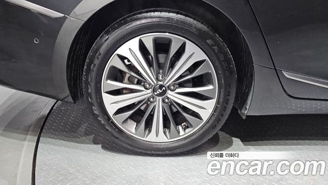 Kia K8 гибрид Noblesse, 2023 все фото