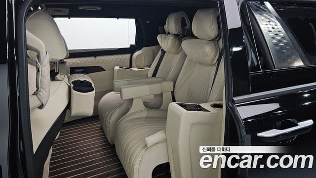 Kia Carnival 4세대 бензин 9인승 High Limousine(компания по спецнадстройкам), 2022 12