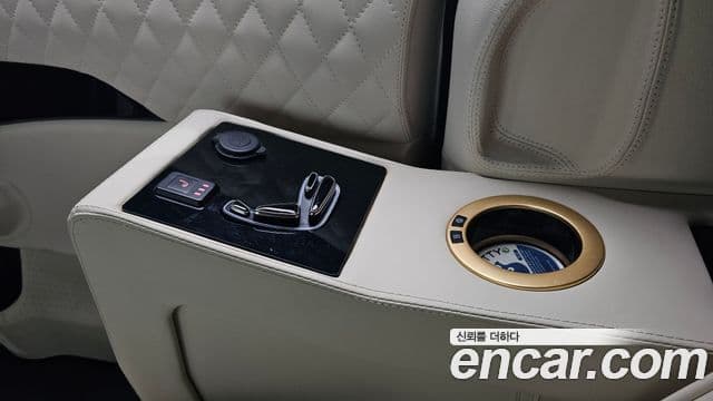 Kia Carnival 4세대 бензин 9인승 High Limousine(компания по спецнадстройкам), 2022 19