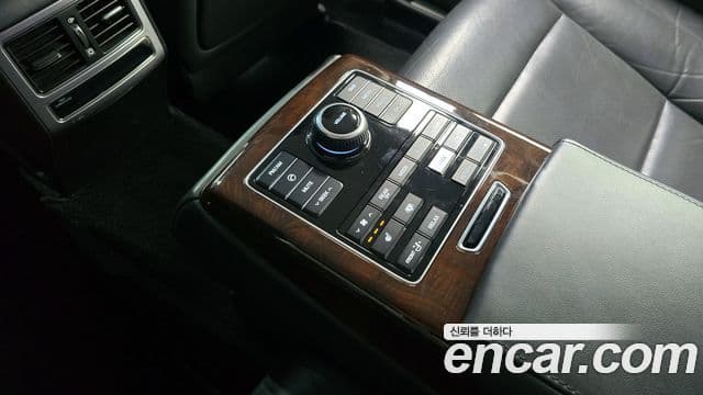 Hyundai Equus(новый кузов / новое поколение) Premium, 2014 18