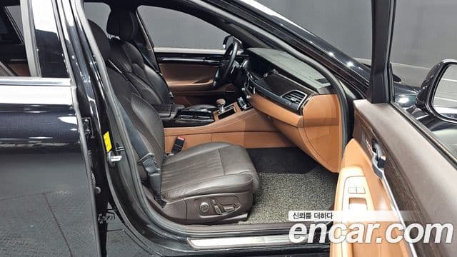 Genesis G90 Premium Luxury, 2019 11