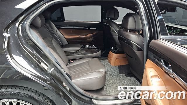 Genesis G90 Premium Luxury, 2019 12