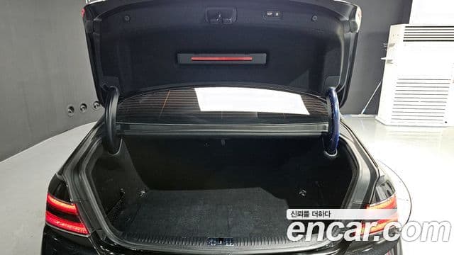 Genesis G90 Premium Luxury, 2019 20